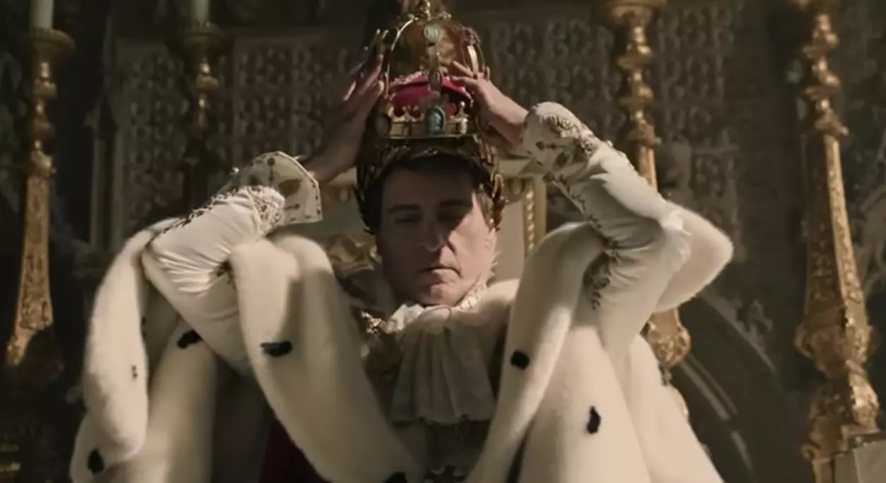 Você está visualizando atualmente Joaquin Phoenix estreia o épico “ Napoleão Bonaparte ”